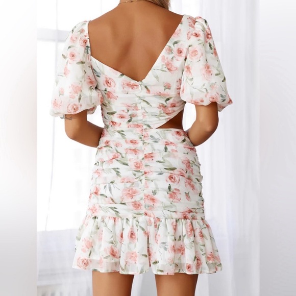 Hello Molly Floral Lovers Dress Cut Out Line Mini Dress M US 6 AU 10 - Picture 3 of 8